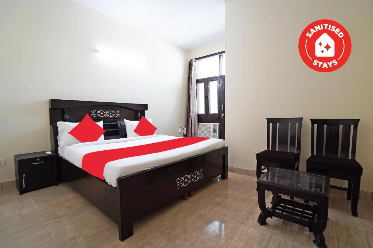 โอโย 46744 โฮเต็ล ยศ Hotel นิวเดลี ภายนอก รูปภาพ